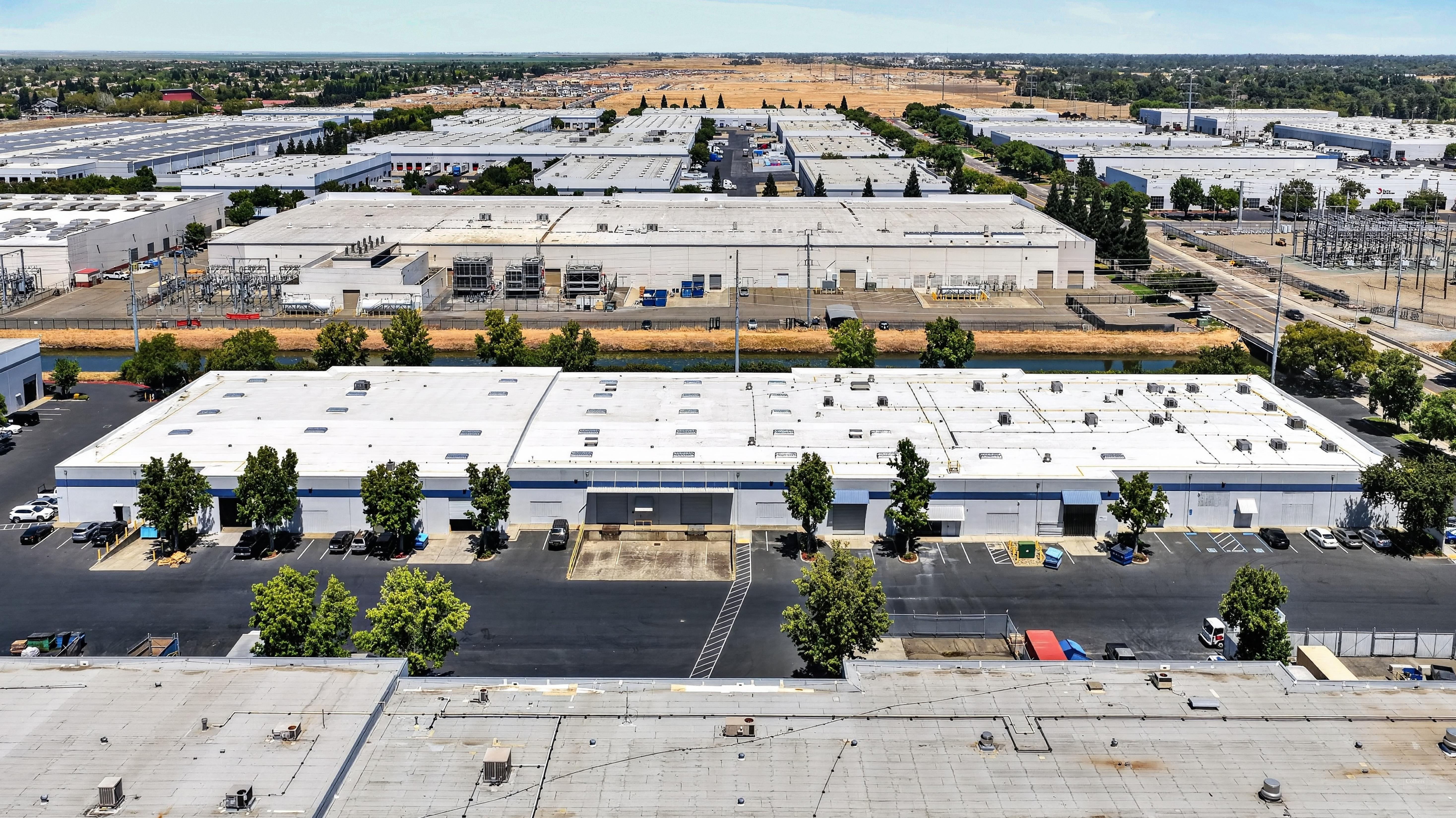 1065 W National Drive, Sacramento