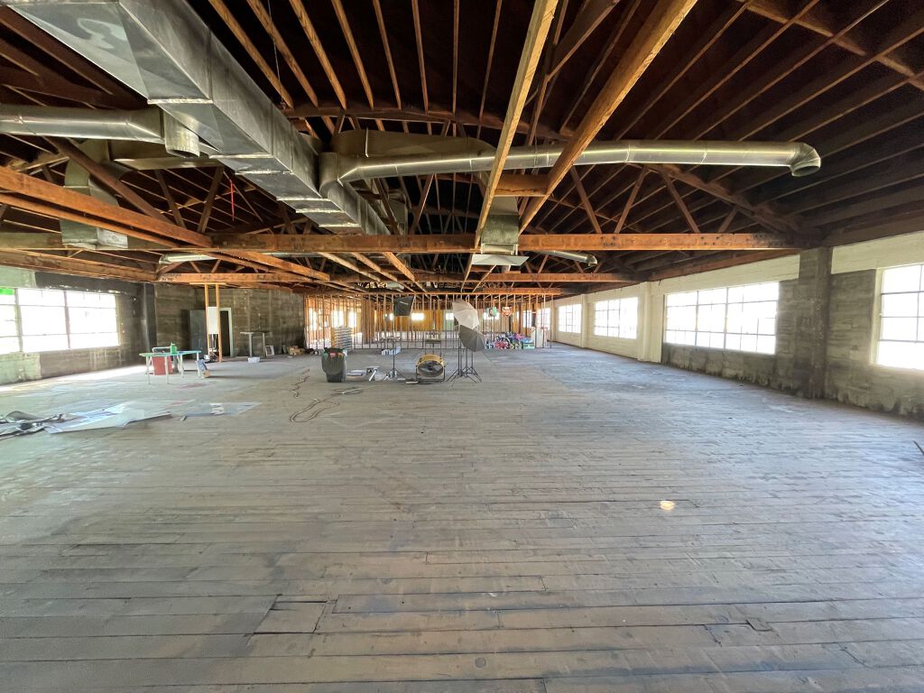 1401 C St - Photo 2