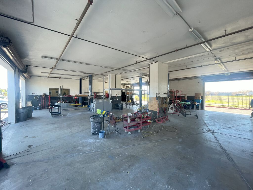 2811 Florin Rd - Photo 5
