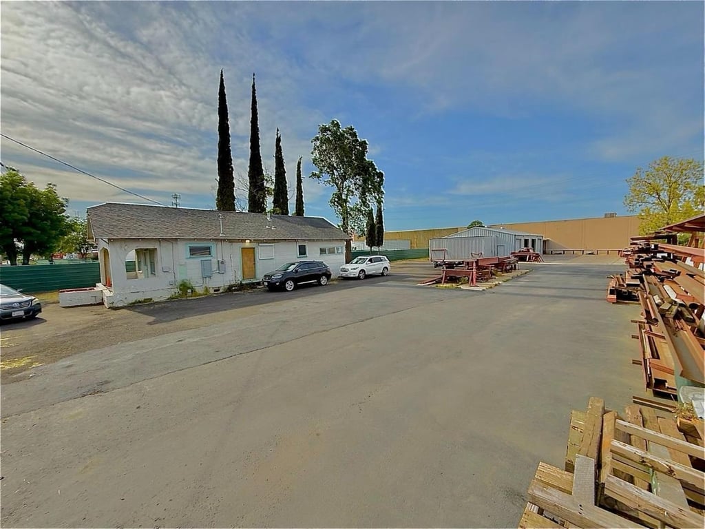 3623 51st Ave - Photo 7