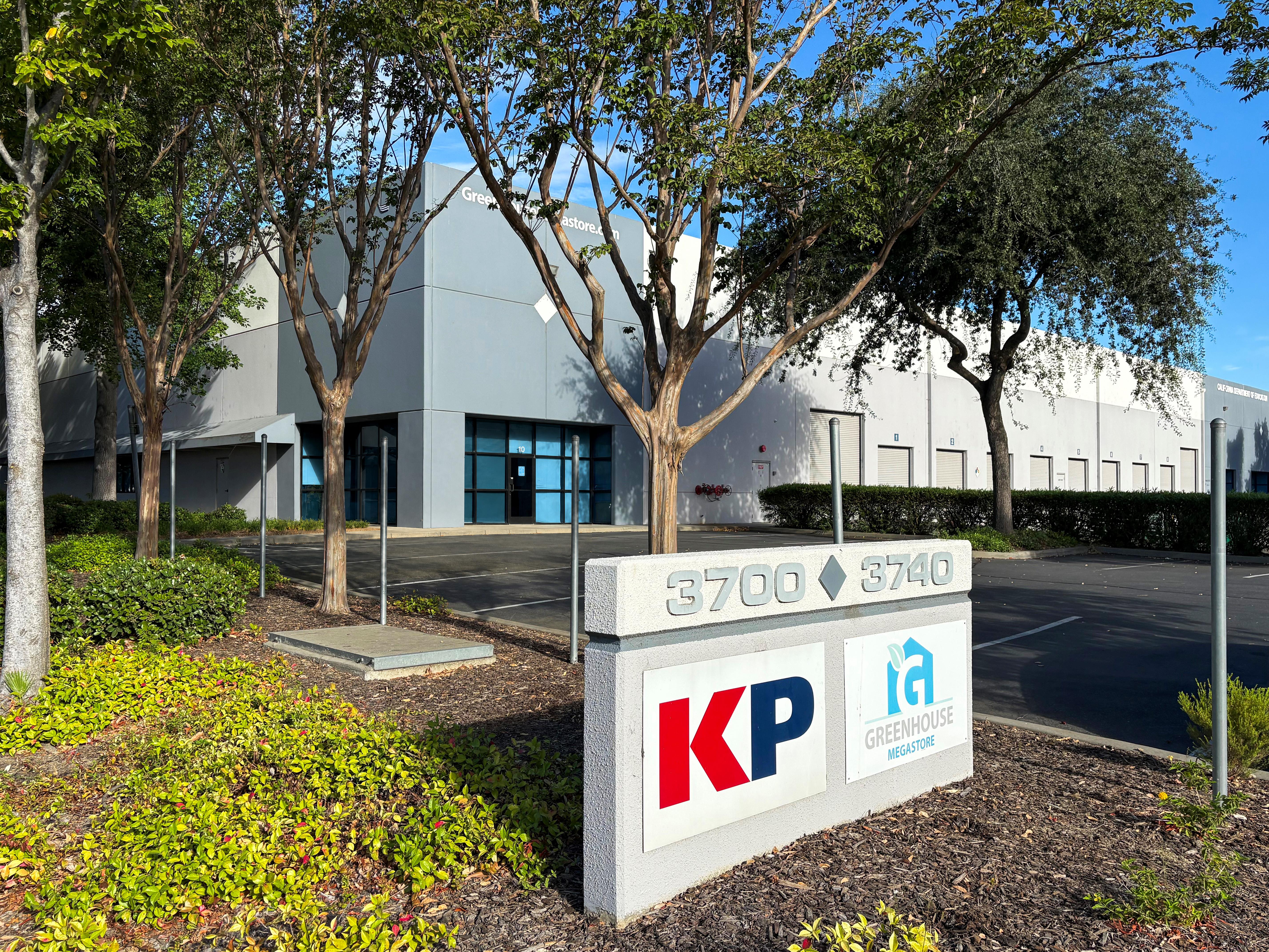 3740 Seaport Boulevard, West Sacramento