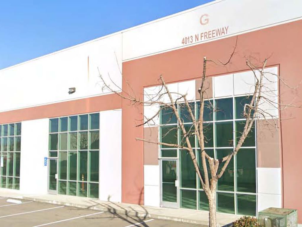 4013 N Freeway Blvd - Photo 4