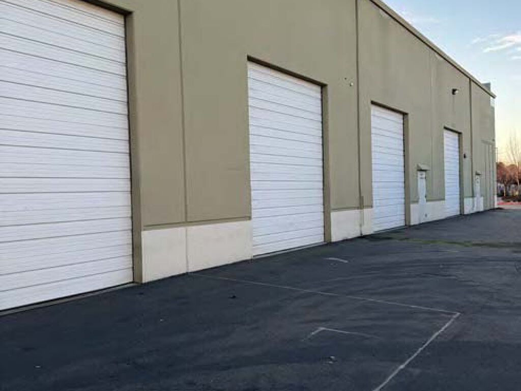 4021 N Freeway Blvd - Photo 7