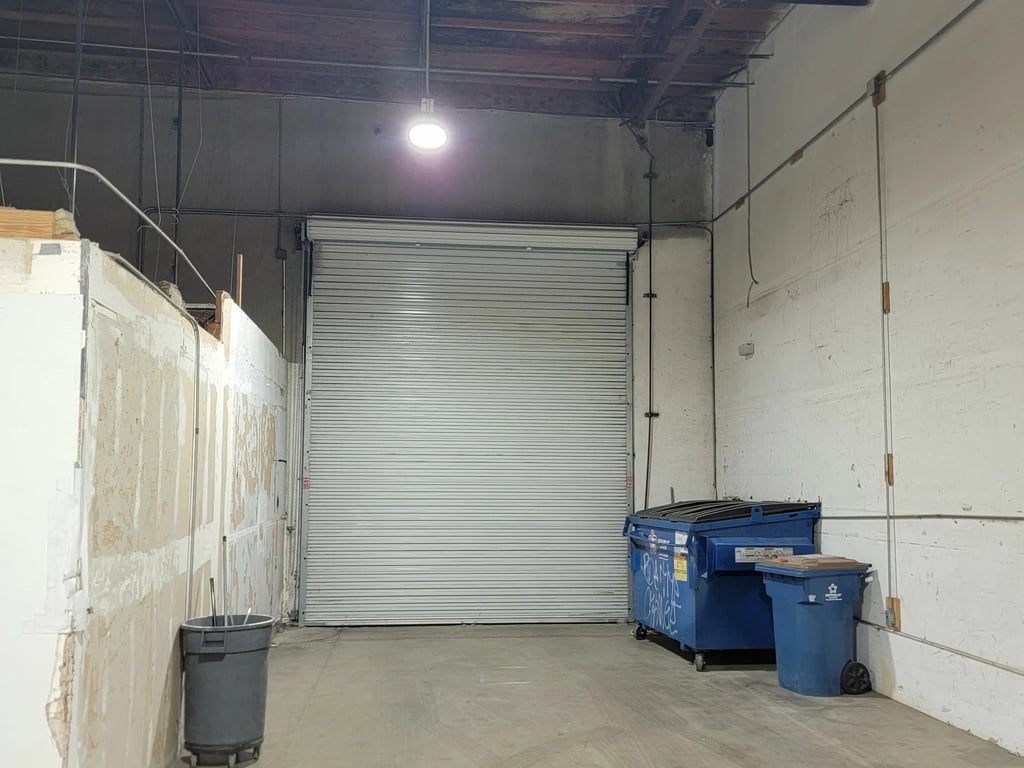 4562 Roseville Road, Suite B - Photo 5