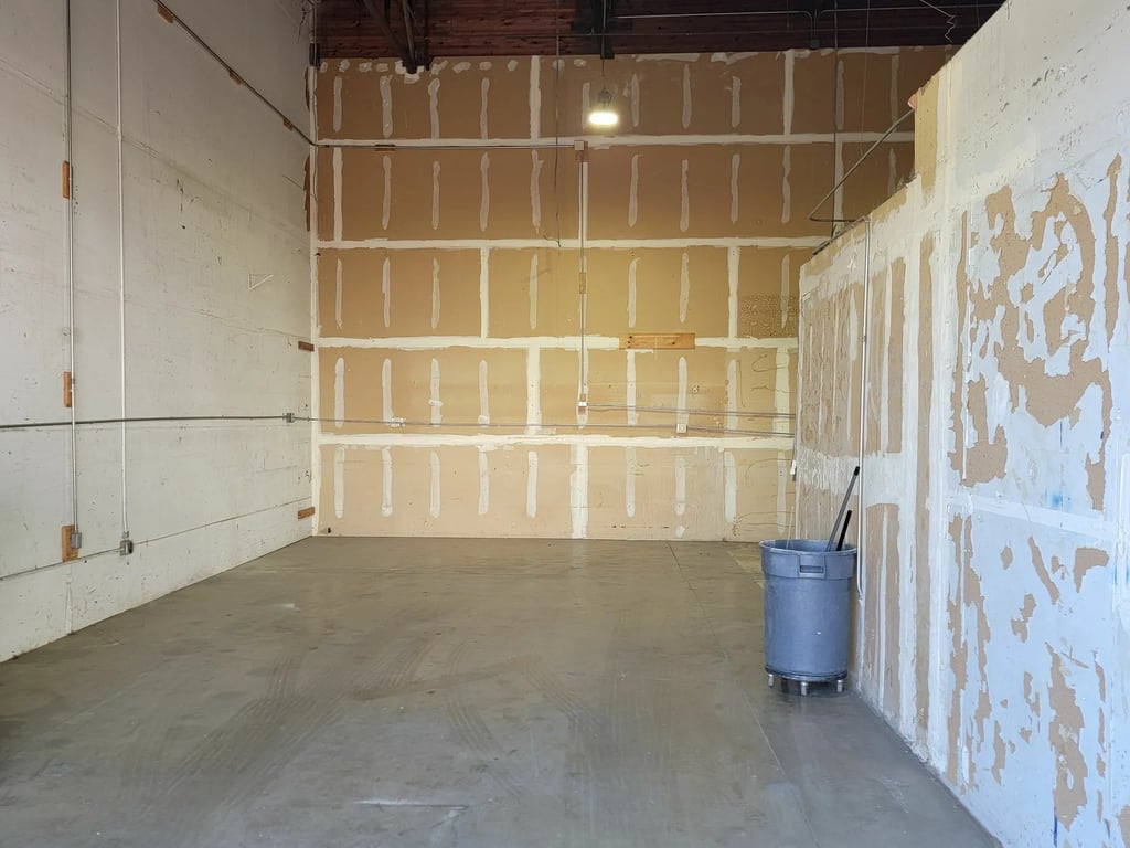4562 Roseville Road, Suite B - Photo 6