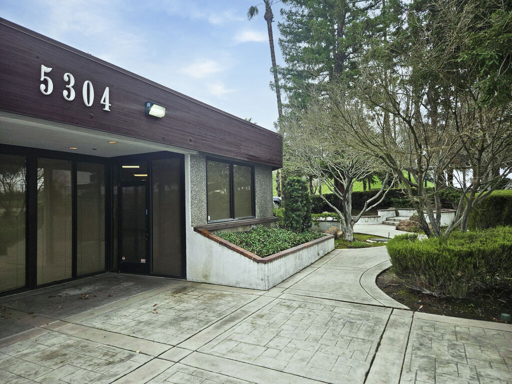 5304 Roseville Rd, North Highlands