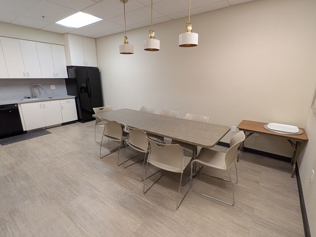 5304 Roseville Rd - Photo 2