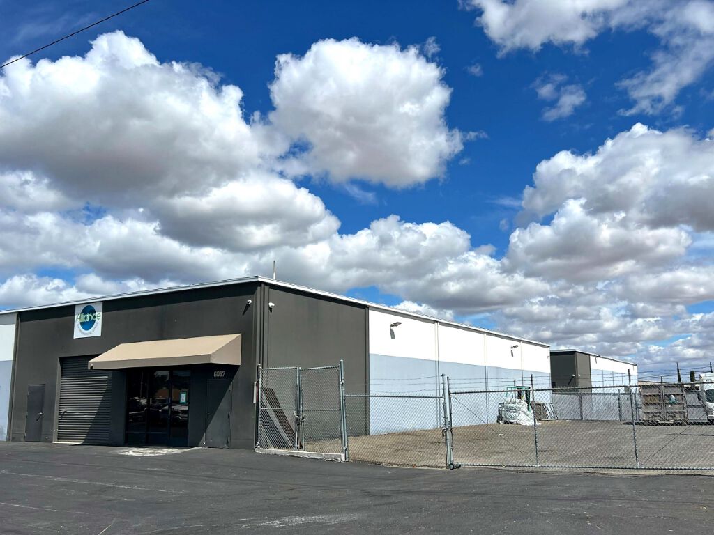 6097 Power Inn Rd, Sacramento