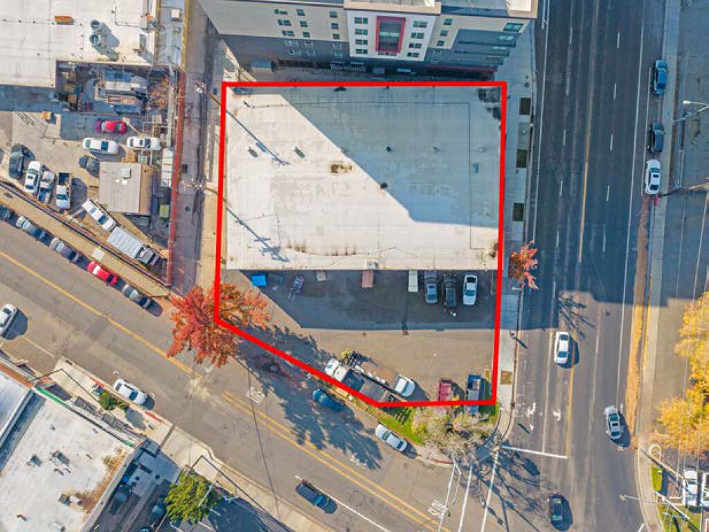6500 Elvas Ave - Photo 7