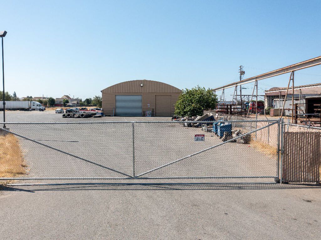 7011 Power Inn Rd - Photo 3