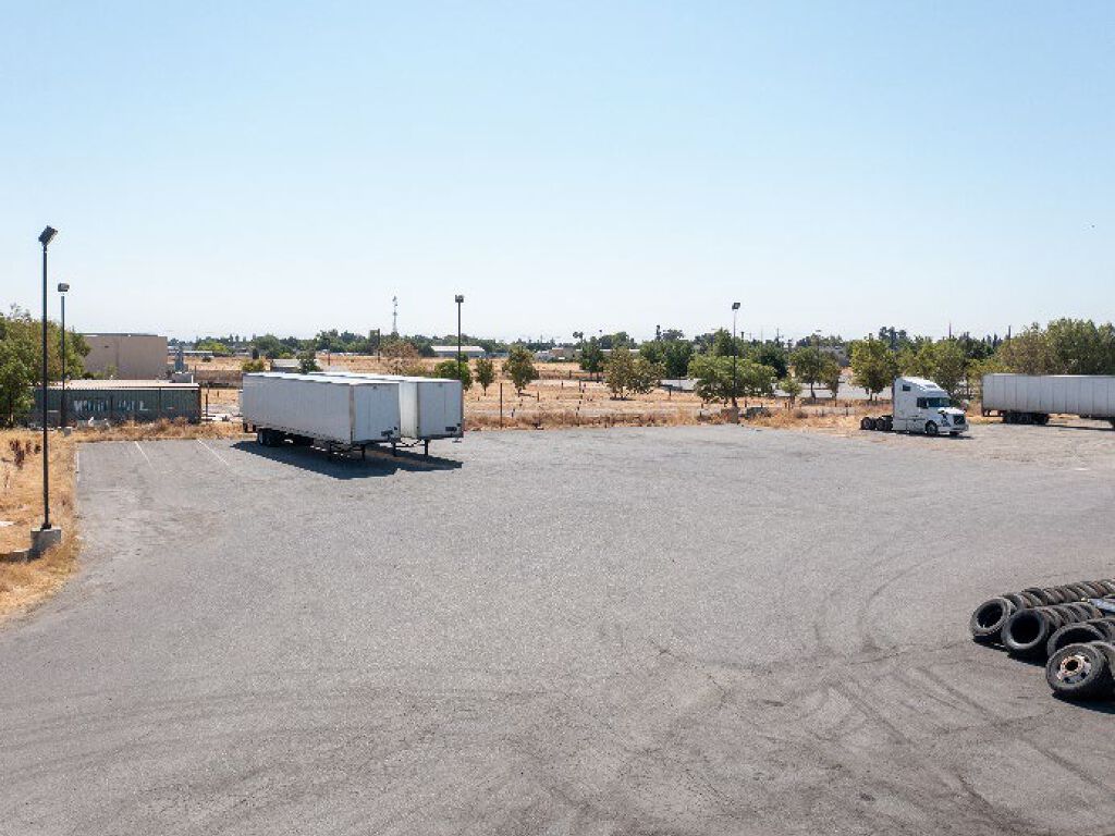 7011 Power Inn Rd - Photo 5