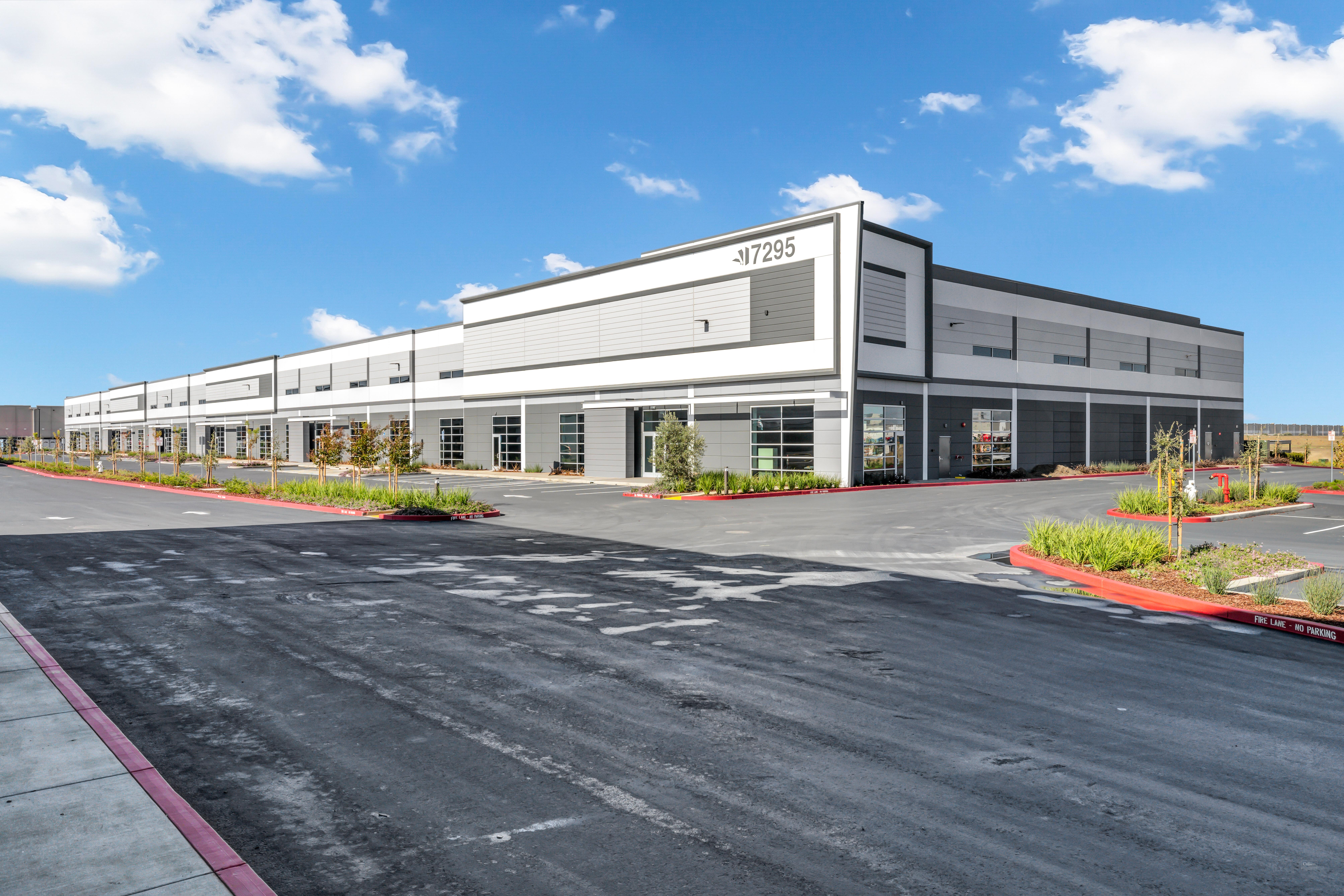7295 Metro Air Parkway - Photo 3