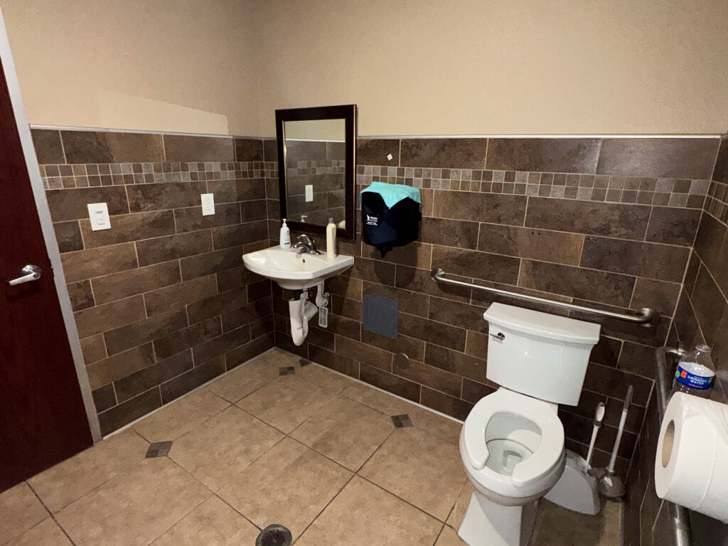 7400 Elsie Ave - Photo 7