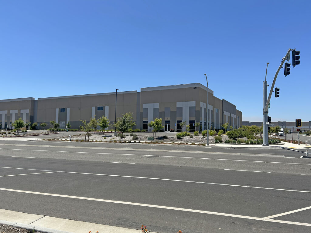 7461 Metro Air Pkwy, Sacramento