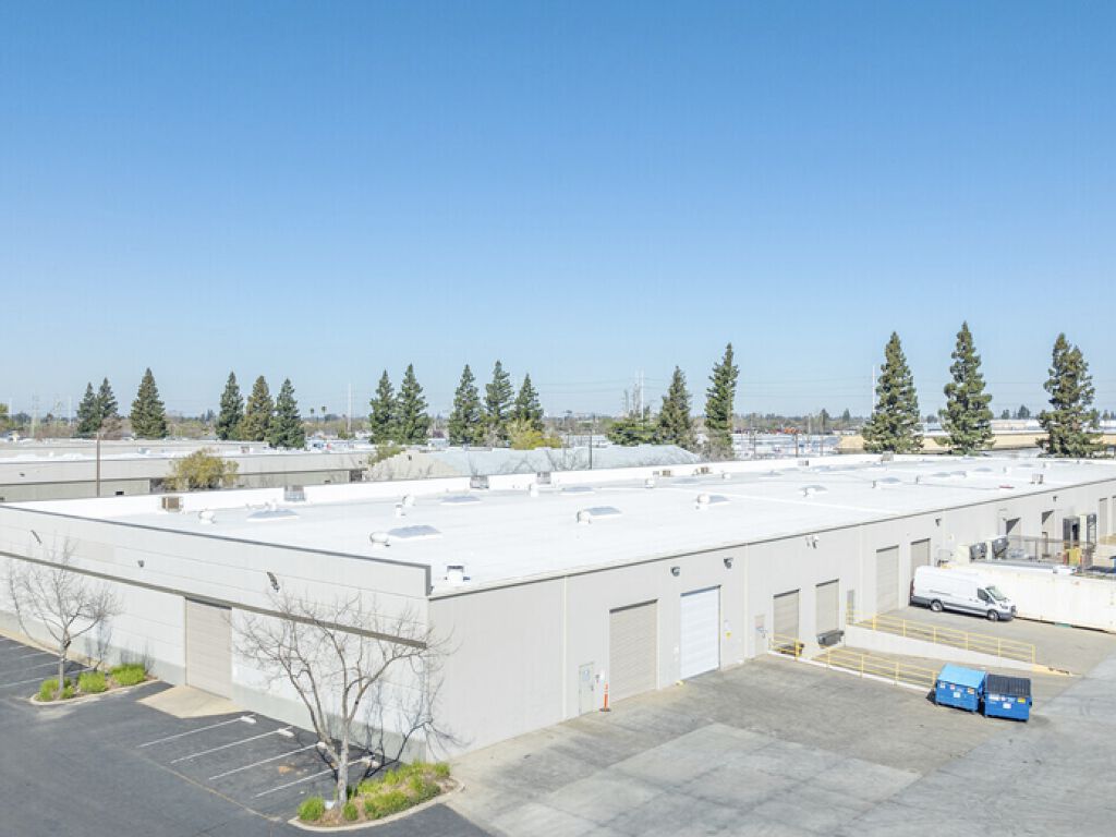 8200 Berry Ave, Sacramento