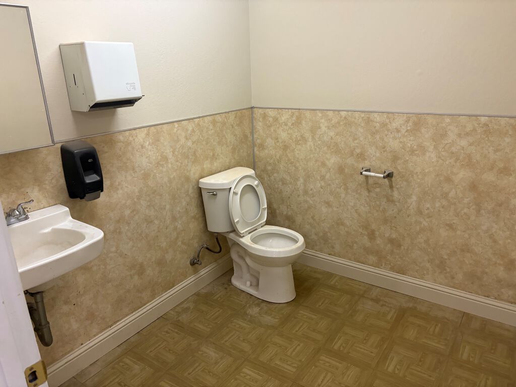 8230 Alpine Avenue - Photo 3