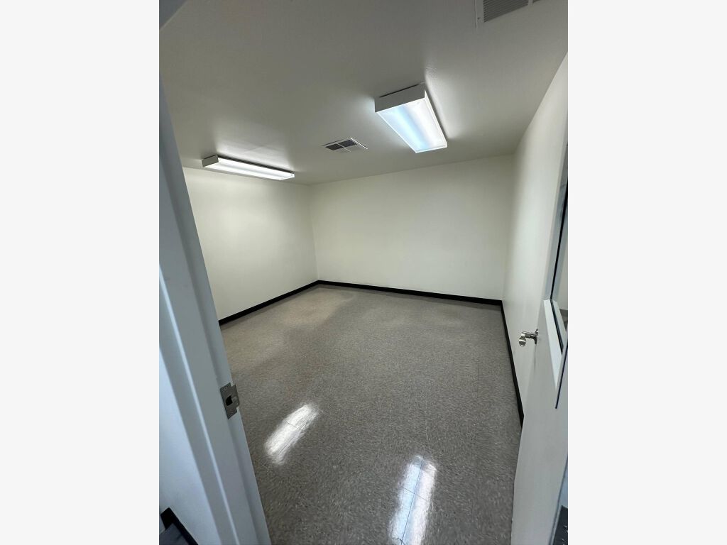 8732 Fruitridge Rd - Photo 8