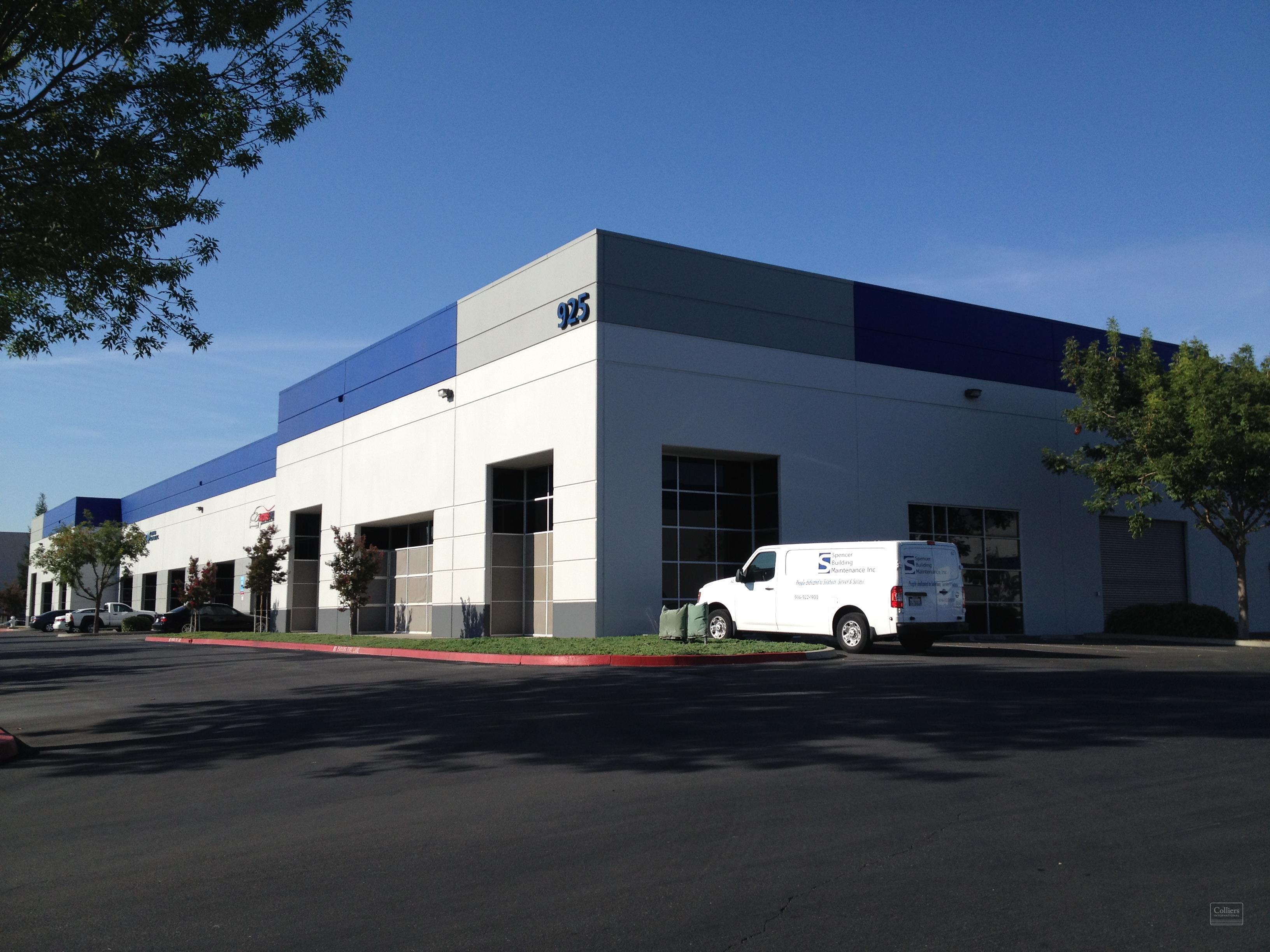 925 National Drive, Sacramento